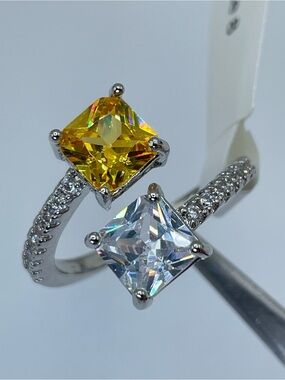Swarovski Crystal Elements Yellow White Princess Cut Crystal Bypass Ring Sz8